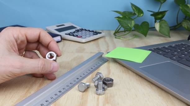 Analyzing Hardware and Fasteners